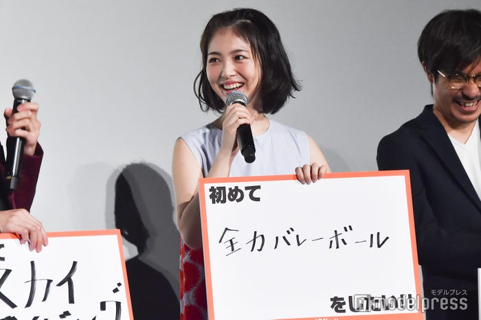 浜辺美波(C)モデルプレス