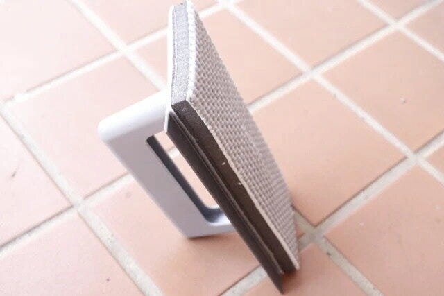 ダイソー 玄関・ベランダクリーナー(落ち落ちV) ダイソー 玄関・ベランダクリーナー(落ち落ちV)