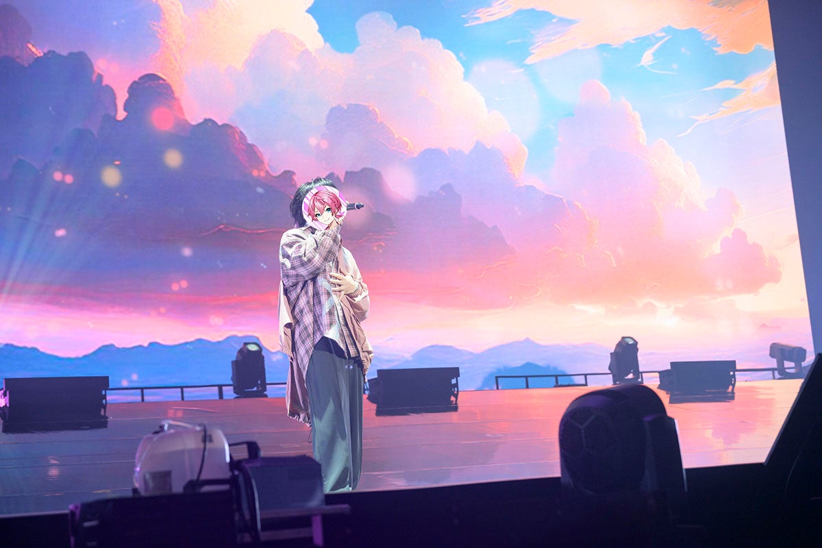 『AMPTAKxCOLORS　Special Live in 日本武道館「虹」』2024年8月1日、東京・日本武道館／林晋介・原田圭介撮影