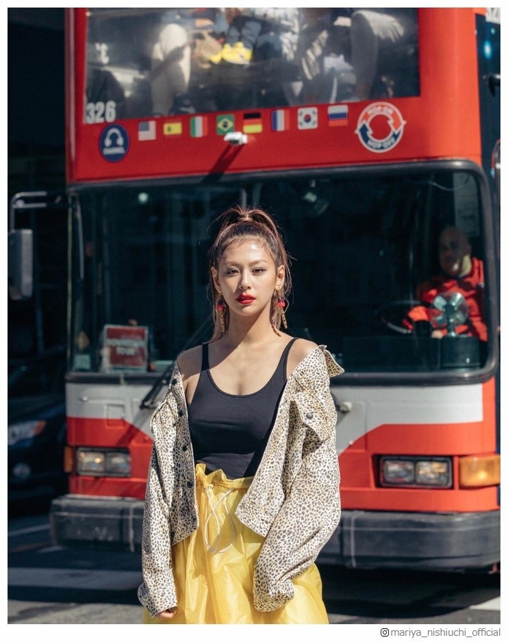 西内まりや、胸元際立つタンクトップ姿に反響