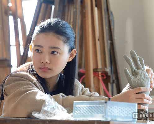 「2015年注目の顔」話題の美女、ドラマ初主演が決定 本人コメント到着