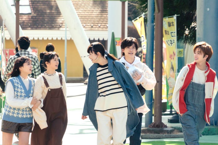 齊藤なぎさ、桜田ひより、茅島みずき、高橋文哉、曽田陵介(C)2023「交換ウソ日記」製作委員会