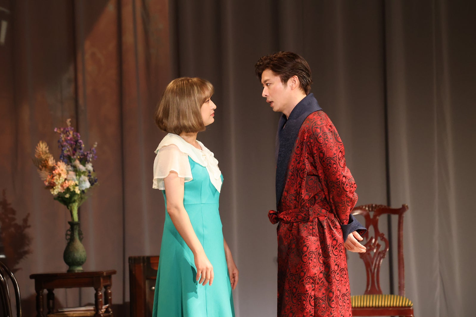 門脇麦、田中圭「陽気な幽霊」初日公演より（提供写真）