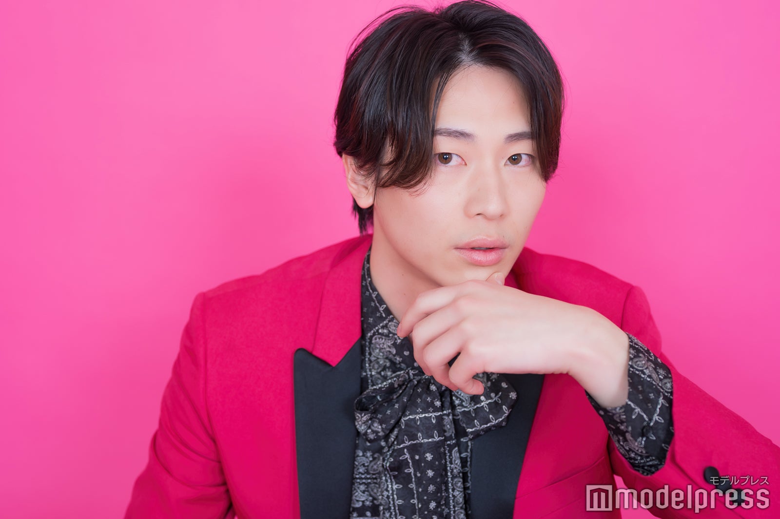 仮面ライダーリバイス」悪の女王アギレラ役・浅倉唯、演技経験