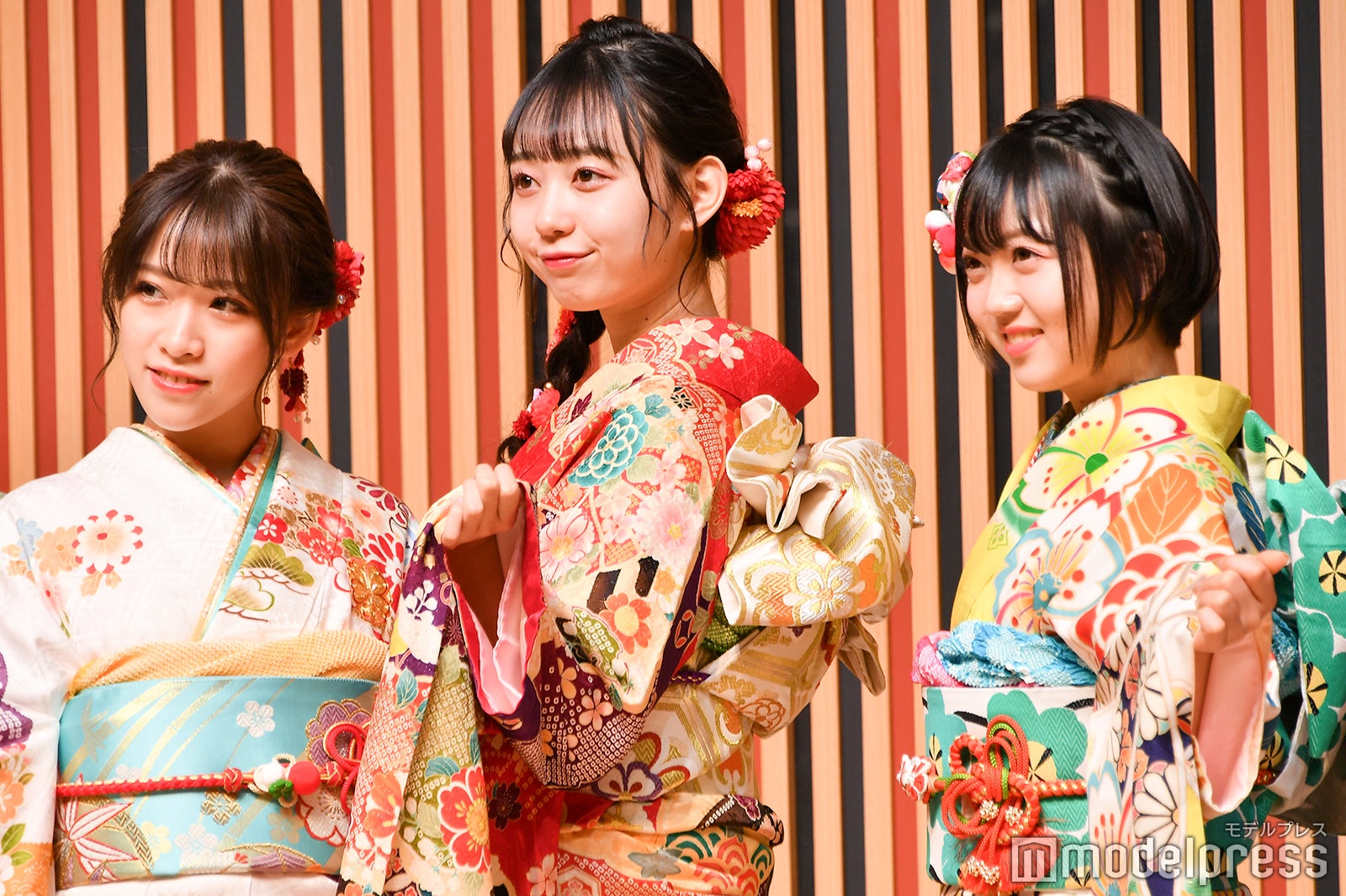 市川愛美、大盛真歩、多田京加（C）モデルプレス