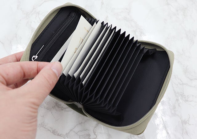 コレ付録ってヤバすぎ メインの財布はコレに決定 便利で使いやすい ミニ財布 付録4選 モデルプレス