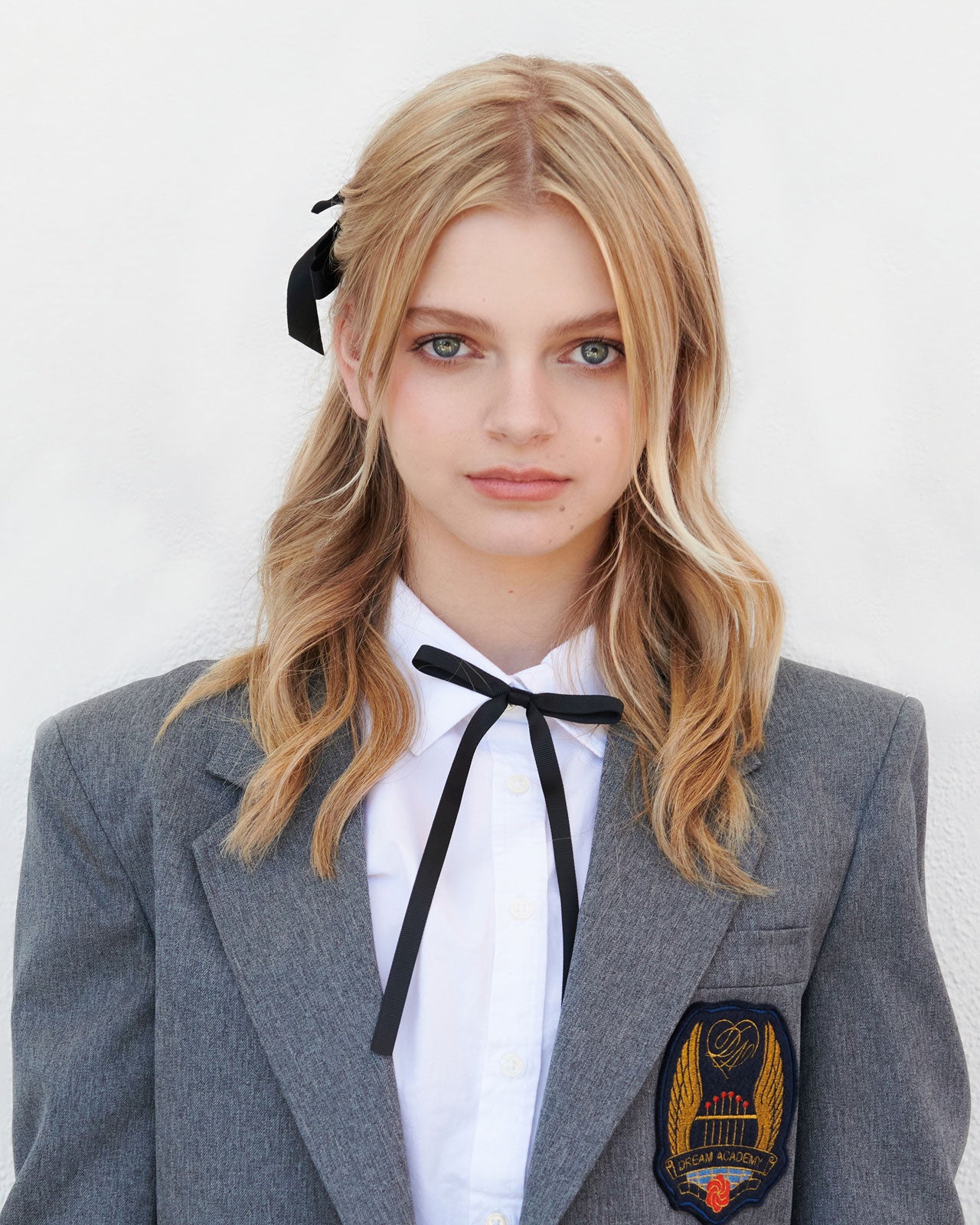 Emily（C）HYBE x Geffen Records