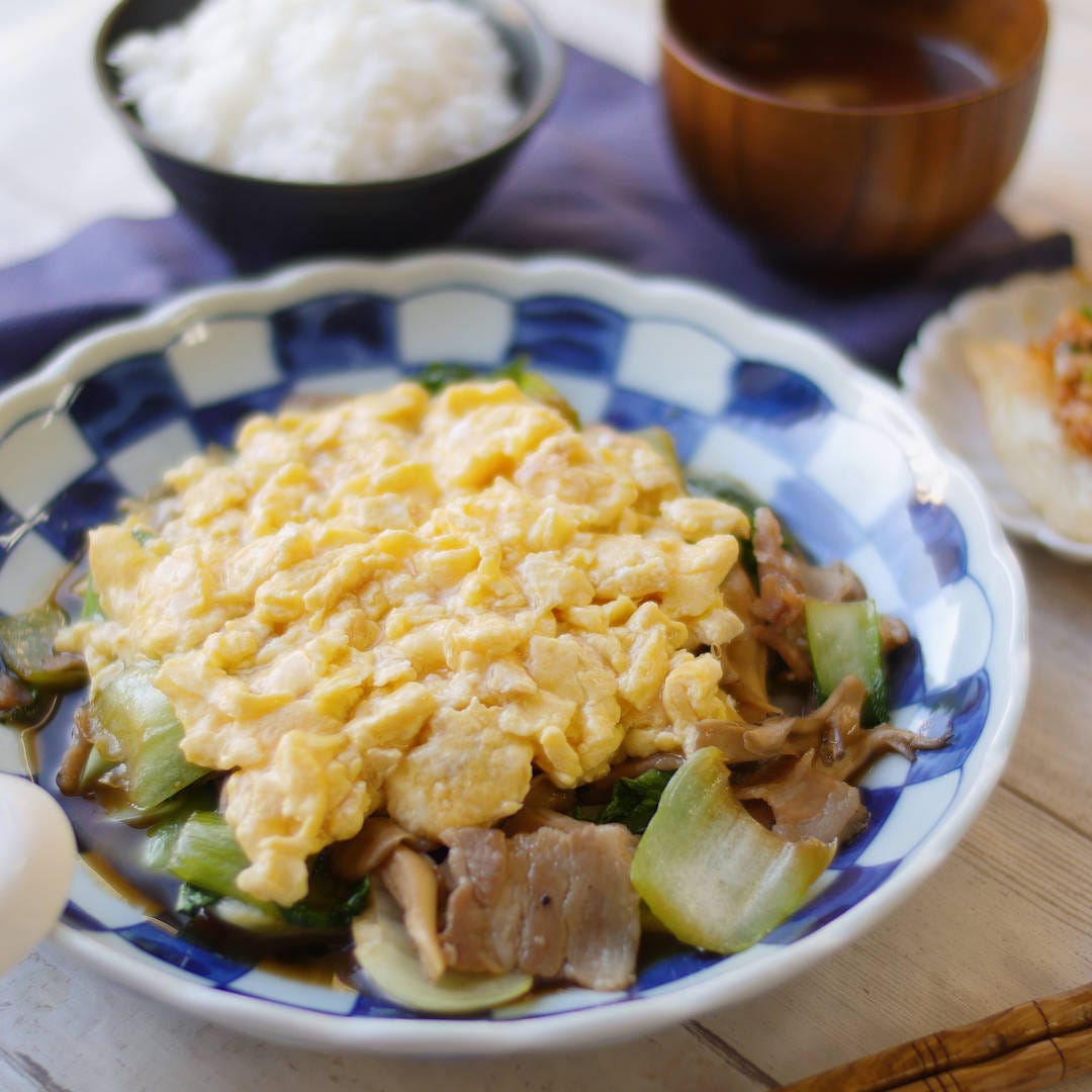 とろとろ卵とチンゲン菜のオイスター炒め