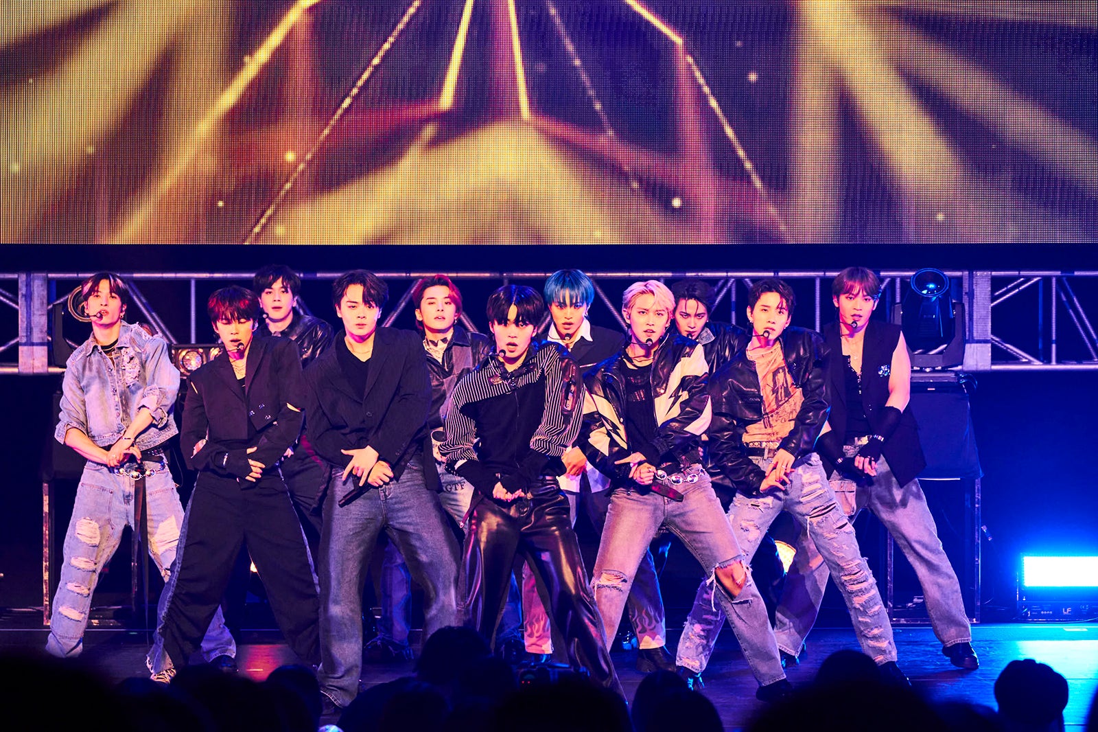 JO1『TROPICAL NIGHT』発売記念ショーケースイベントより（C）LAPONE Entertainment