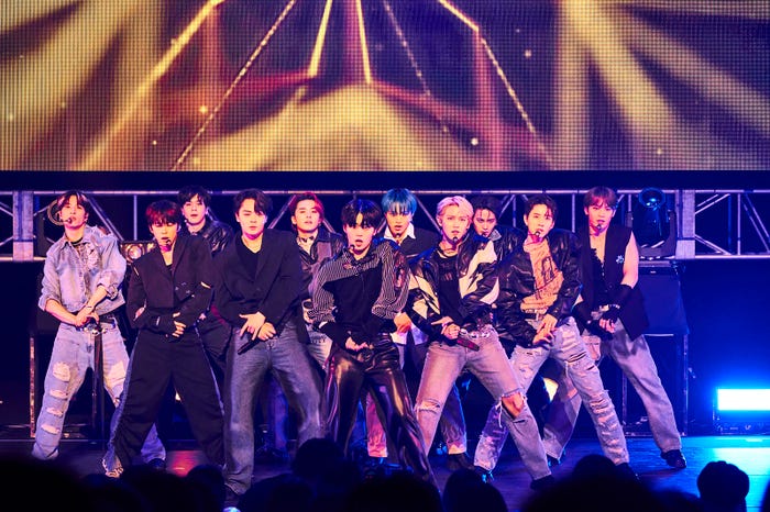 JO1『TROPICAL NIGHT』発売記念ショーケースイベントより(C)LAPONE Entertainment