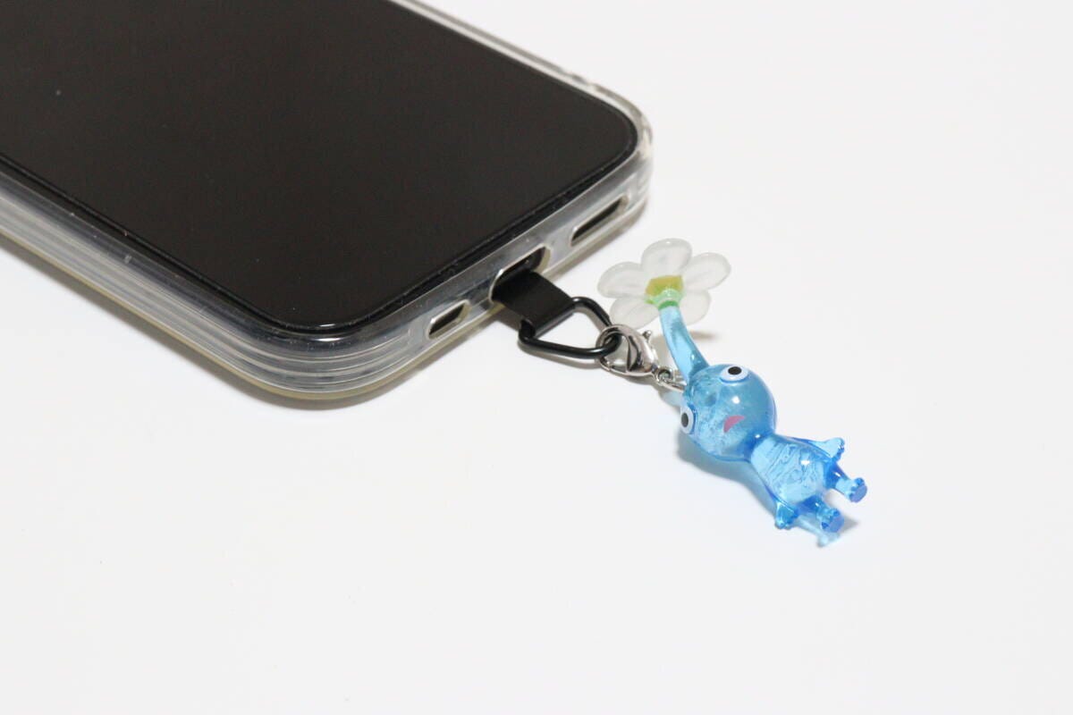 ダイソーのストラップホールシート2P