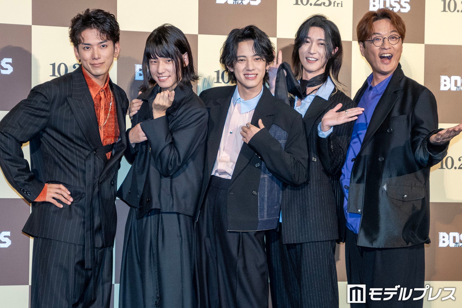 モナキ（じん、おヨネ、ケンケン、サカイJr.）、酒井一圭（C）モデルプレス