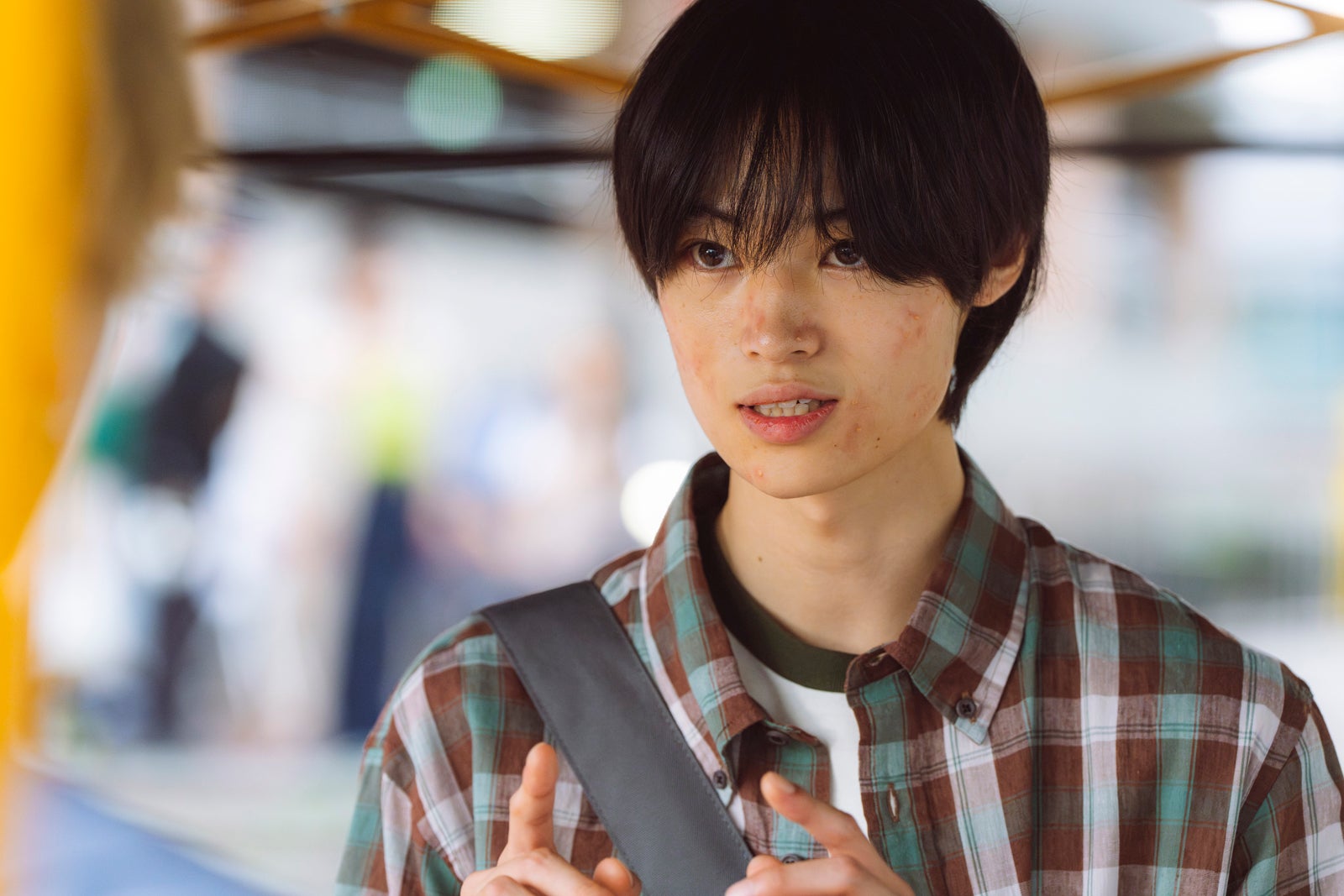 窪塚愛流「顔に泥を塗る」第2話より（C）テレビ朝日