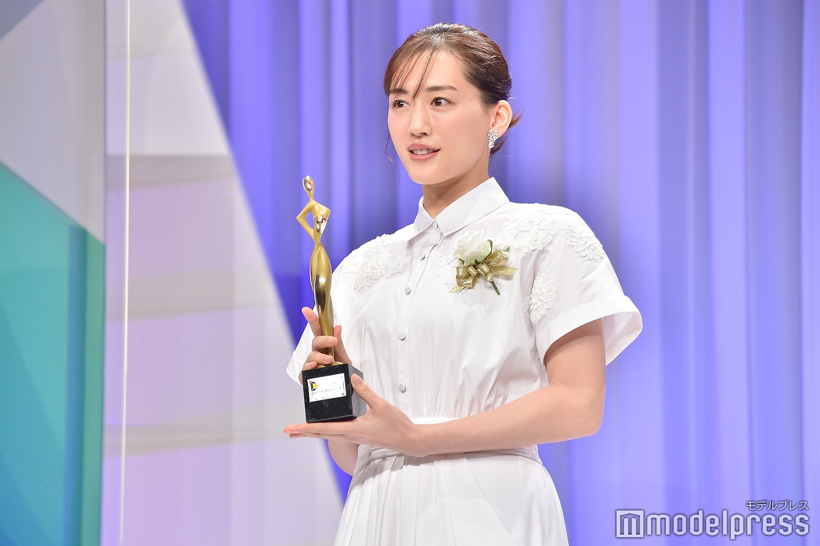 綾瀬はるか（C）モデルプレス