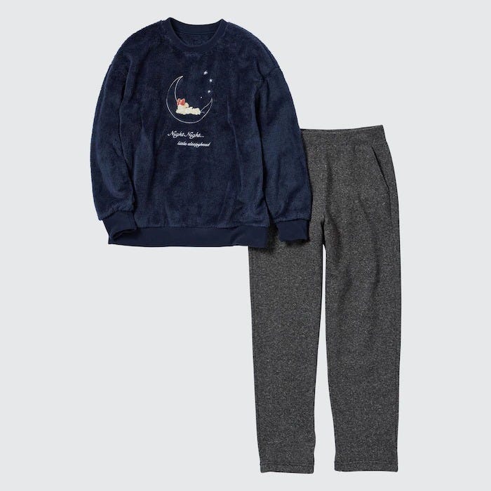 ユニクロ　uniqlo　レディース　おすすめ　オススメ　コスパ　2023　冬　ルームウェア　パジャマ　部屋着　ディズニー　コラボ　フリースセット