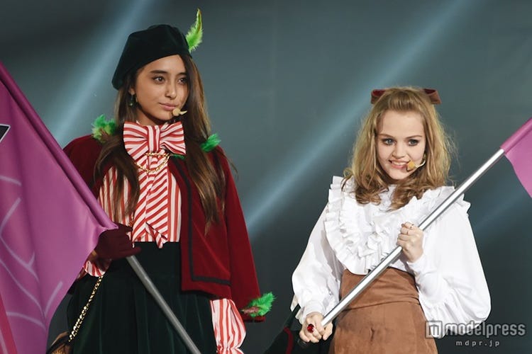 石田ニコル ダコタ ローズ キュートな安野モヨコの人気キャラで開幕宣言 日本女子博覧会 2日目スタート モデルプレス 石田ニコル ダコタ ローズ キュートな安野モヨコの人気キャラで開幕宣言 日本女子博覧会 2日目スタート モデルプレス