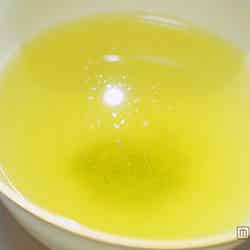 少し毛羽立ったほこりのようなものが美味しいお茶のしるし