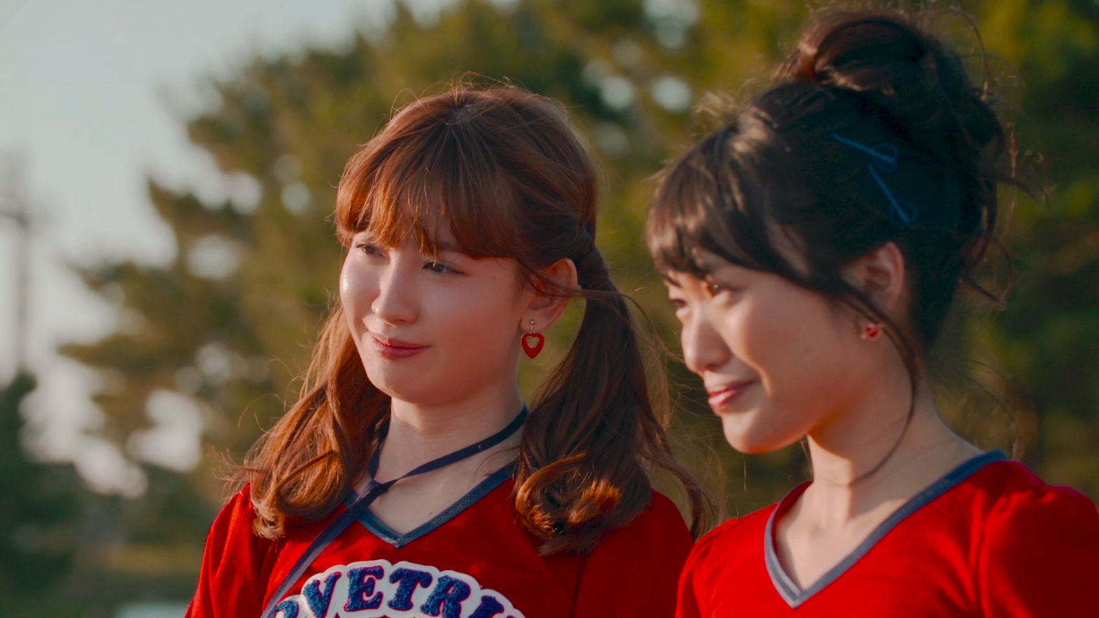 AKB48「LOVE TRIP」MVより