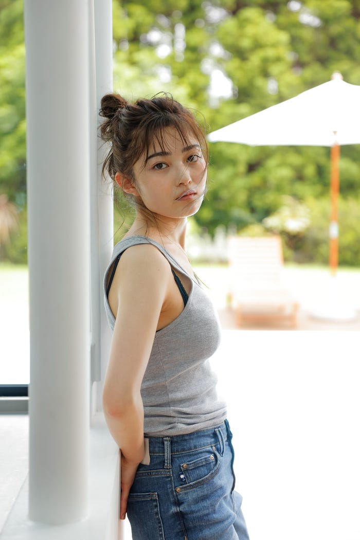 井上咲楽/撮影:曽根将樹(PEACE MONKEY)