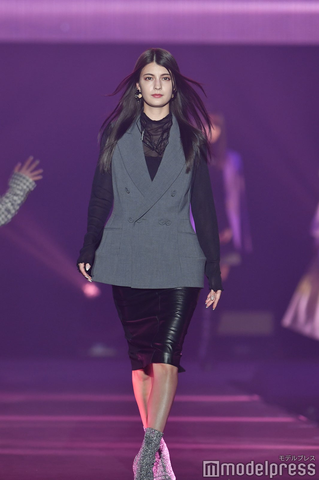 （C）モデルプレス