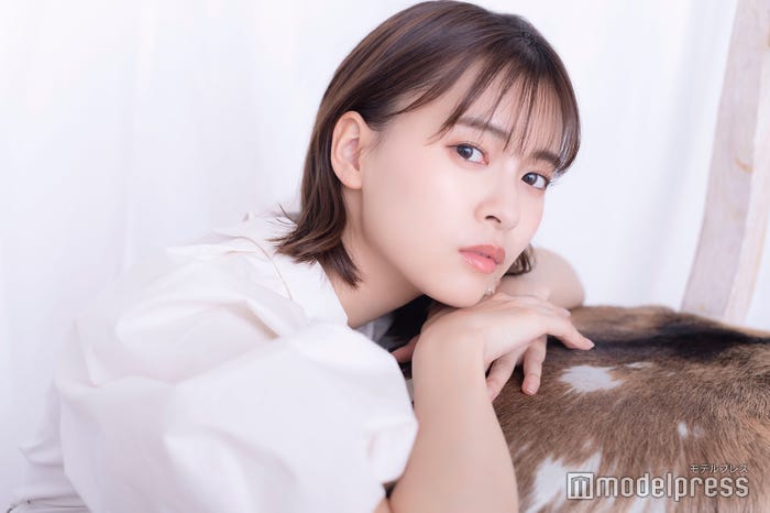 新條由芽(C)モデルプレス