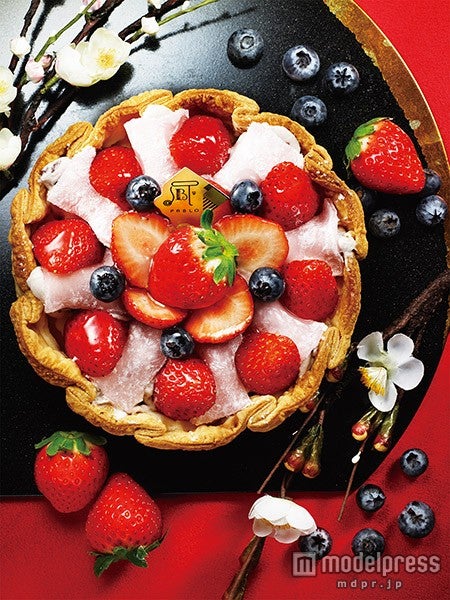 「季節限定 いちご大福チーズタルト」￥1,667（税抜）※税込￥1,800