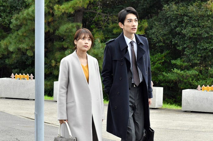 有村架純、町田啓太/「中学聖日記」最終話より(C)TBS