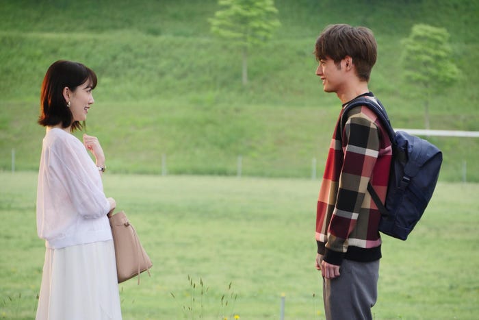 堀未央奈、赤楚衛二(C)フジテレビ