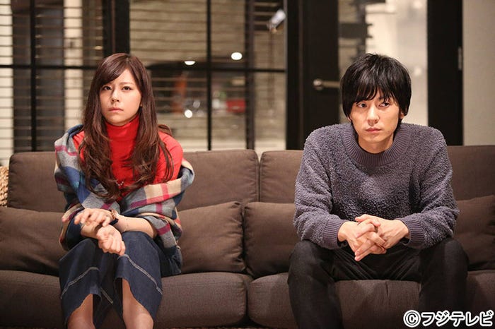 西内まりや、山村隆太/『突然ですが、明日(あした)結婚します』第2話より(画像提供:フジテレビ)