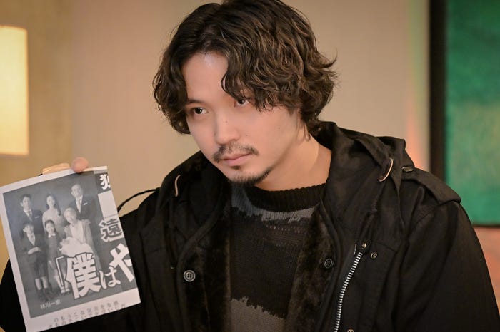 磯村勇斗「クジャクのダンス、誰が見た?」第2話(C)TBS