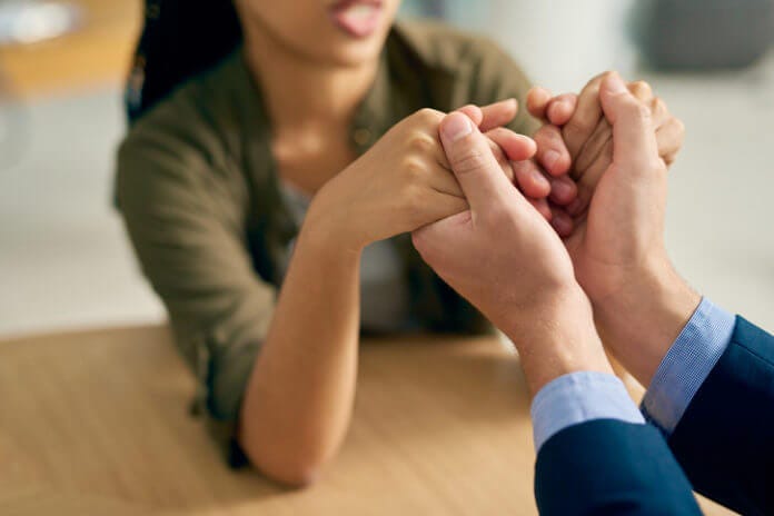 彼の本心はどこにあるのか見極める