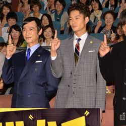 左から:新垣結衣、堺雅人、岡田将生、松平健