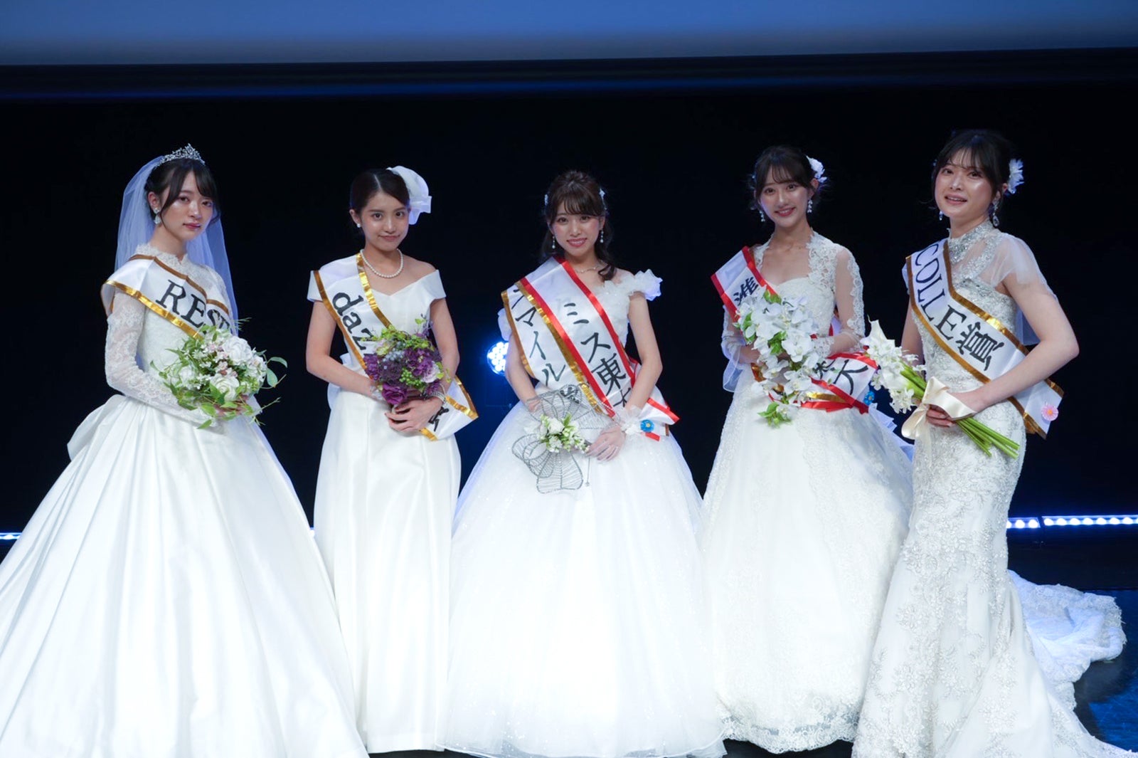 「ミス東大コンテスト2022」ファイナリスト／左から：永田彩羽さん、安藤令奈さん、山下莉紗さん、濱名花鈴さん、會澤彩圭さん（提供画像）