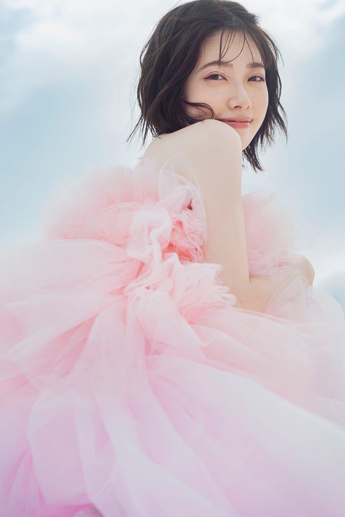 礒部花凜(C)藤原宏/KADOKAWA