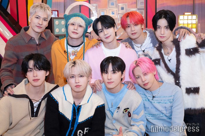 JO1(上段左から時計回りに)金城碧海、木全翔也、豆原一成、與那城奨、佐藤景瑚、川尻蓮、川西拓実、白岩瑠姫、河野純喜(C)モデルプレス