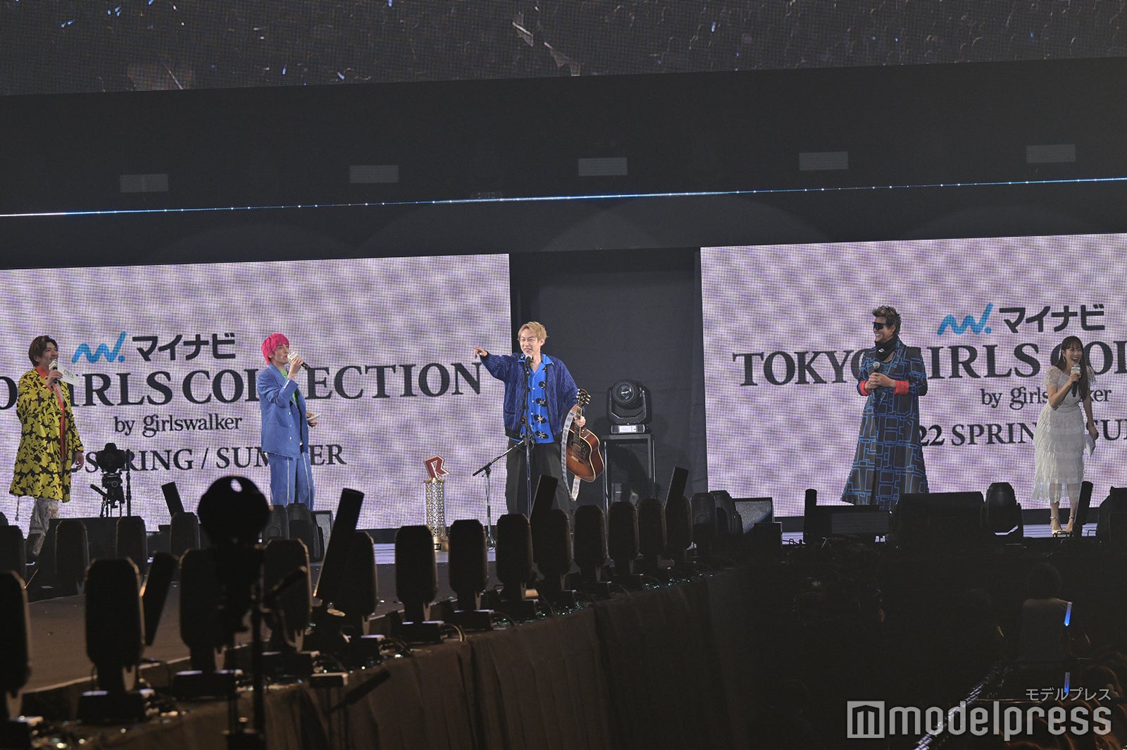 （C）モデルプレス