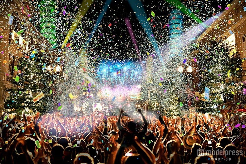 USJ、熱狂のカウントダウンライブ開催決定 ミニオン初登場で興奮も最高潮に