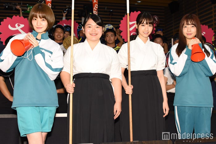 中田花奈、富田望生、西野七瀬、斉藤優里 (C)モデルプレス