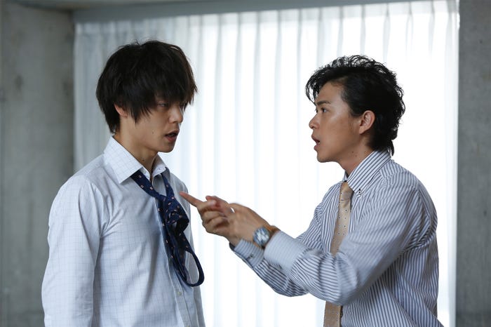 窪田正孝、勝地涼/「ヒモメン」第4話より(C)テレビ朝日