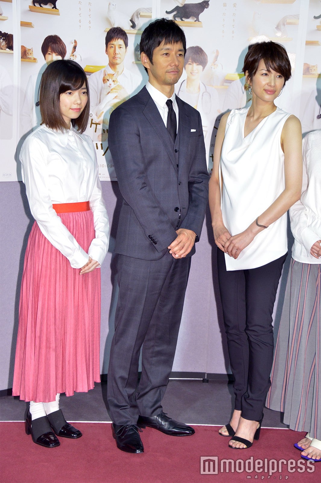 島崎遥香、西島秀俊、吉瀬美智子（C）モデルプレス