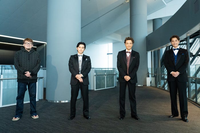 左から:福田雄一氏、吉沢亮、井上芳雄、大野拓朗(提供写真)