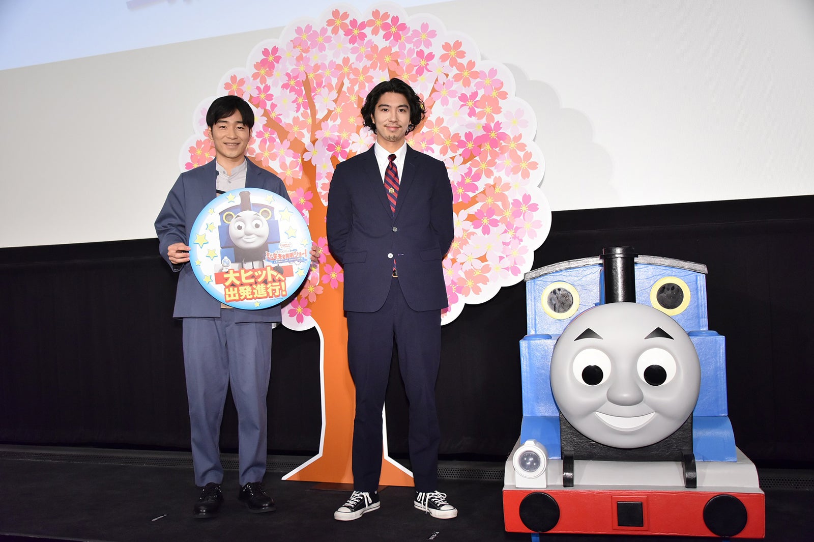 後藤淳平、賀来賢人、トーマス（C）モデルプレス