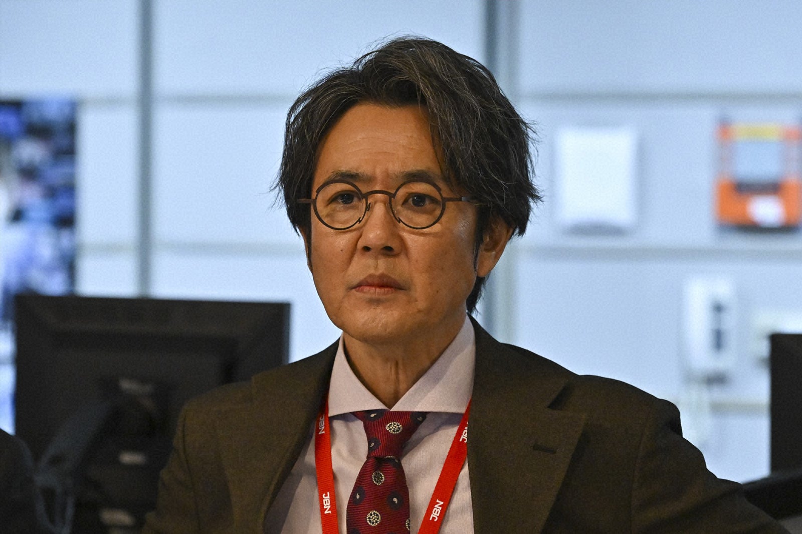 岡部たかし「キャスター」第3話（C）TBS