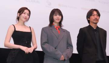 KARA知英 「韓国の実家に帰ったら親に会いに行こうと思った」W主演映画「過怠」舞台あいさつ