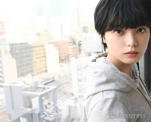 欅坂46平手友梨奈の美容に迫る 美肌の秘訣&スタイルキープ法…“片耳ピアス”の理由は?<モデルプレスインタビュー>