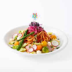 SUNGHO Tomato Pasta税込1,990円(C)KOZ ENTERTAINMENT & HYBE.All Rights Reseved.