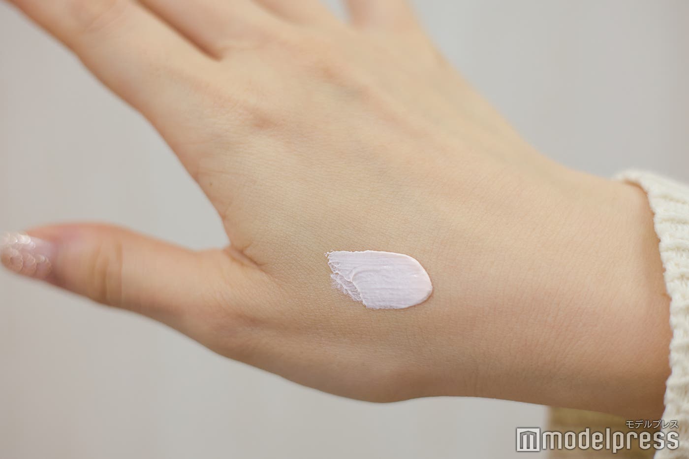 美耐久プライマーUVのテクスチャー(C)モデルプレス