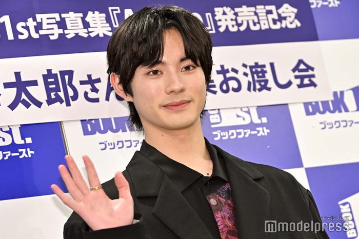 前田拳太郎(C)モデルプレス