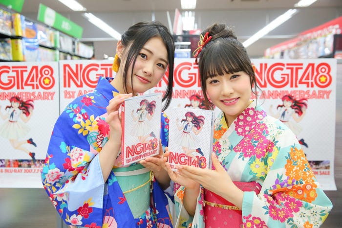 長谷川玲奈&加藤美南(C)AKS