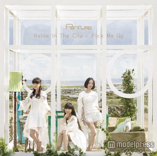 「Relax In The City/Pick Me Up」(2015年4月29日発売)完全生産限定盤(CD+DVD)
